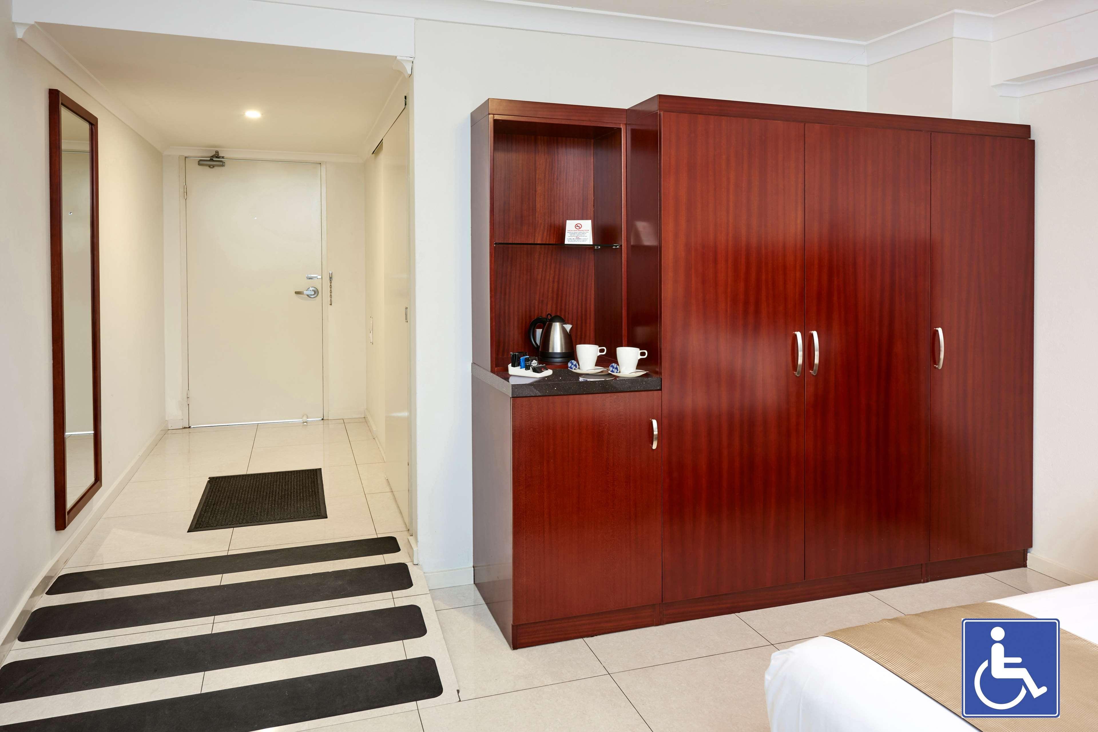 Best Western Casula Motor Inn Exterior foto