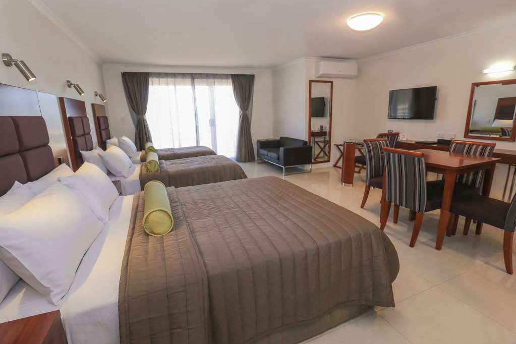 Best Western Casula Motor Inn Zimmer foto